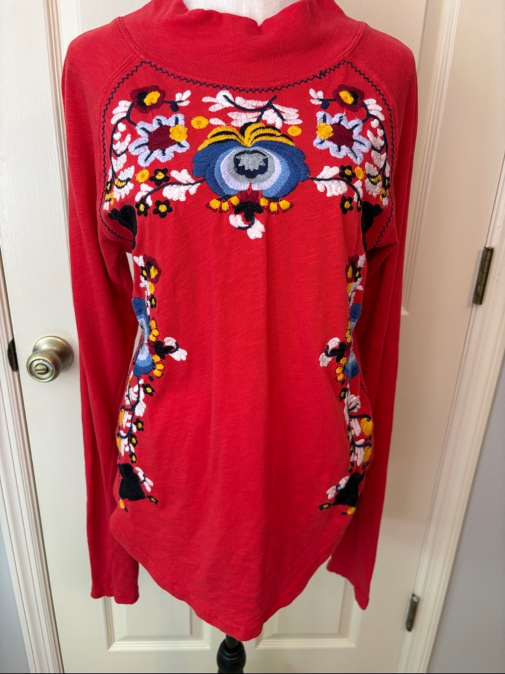 Free People Disco Rose Embroidered Boho Mock Neck Long Sleeve Top Red sz Large